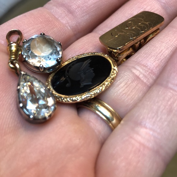 Georgian Victorian gold charm necklace - Picture 16 of 16